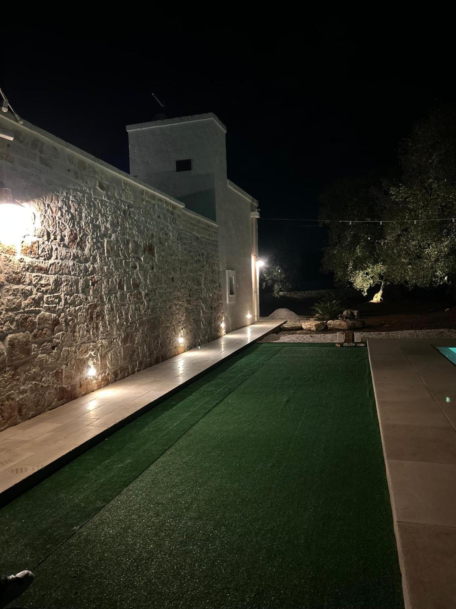 Il Trullo Di Bina Bed & Breakfast Pezze Di Greco Dış mekan fotoğraf